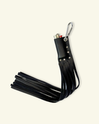 PORTE-BRIQUET À FRANGES [NOIR]